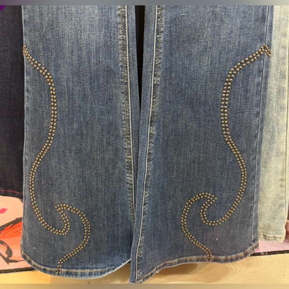 Dark Blue Western Flare Judy Blue Jeans - style; 881033 - Picture 3 of 6